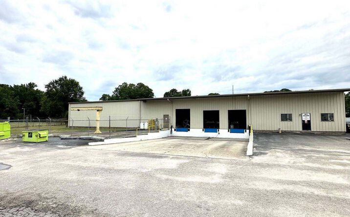 Pictures of Industrial property located at 1565 Wilmington Highway, Fayetteville, NC 28306 for lease - image #1