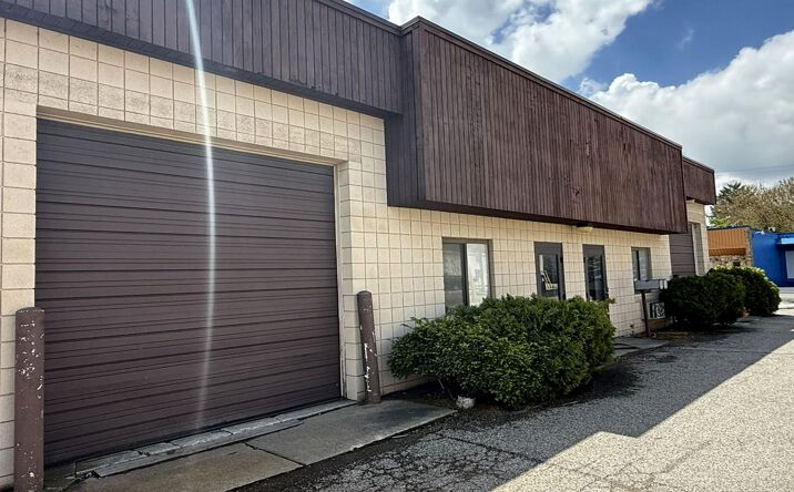 Pictures of Industrial property located at 5222 - 5242 Tractor Road, Toledo, OH 43612 for lease - image #1
