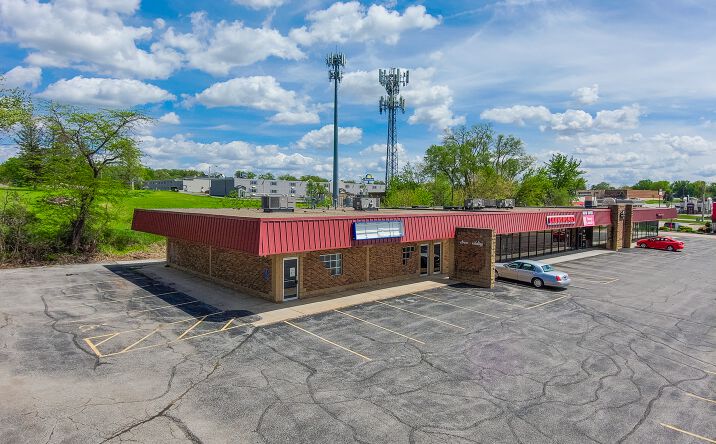 Pictures of Retail, Office property located at 2520 Melrose Dr, Cedar Falls, IA 50613 for lease - image #1