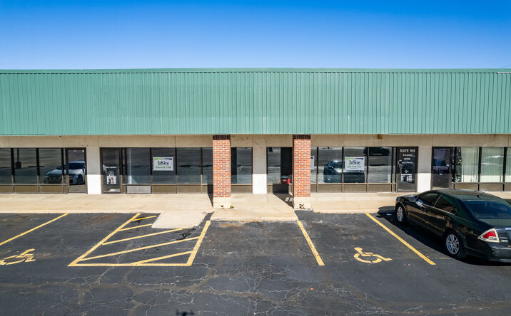 Pictures of Retail property located at 2243 S Meridian Ave, Wichita, KS 67213 for lease - image #1