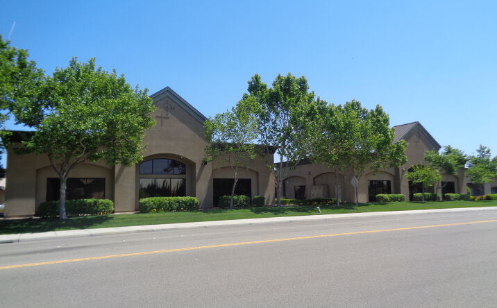 Pictures of Office property located at 650 N Wilma Ave, Ripon, CA 95366 for lease - image #1