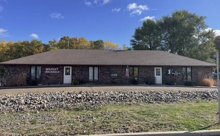 Pictures of Office property located at 1025 N Hastings Way, Eau Claire, WI 54703 for lease - image #1