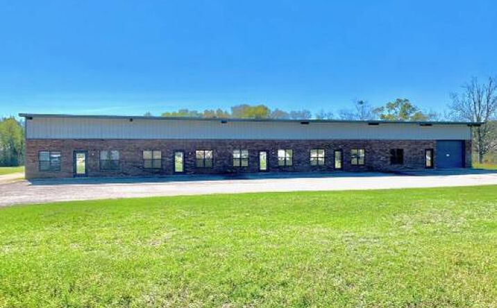 Pictures of Industrial property located at 8386 Jonesboro Rd, Daphne, AL 36526 for sales - image #1
