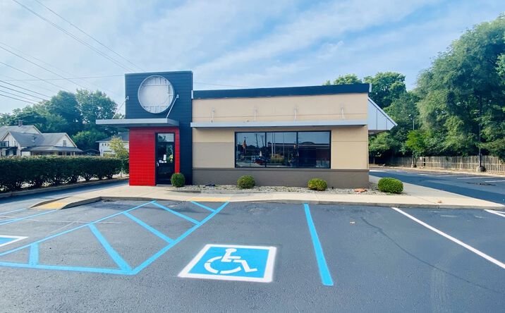 Pictures of Retail property located at 3750 N Illinois St, Indianapolis, IN 46208 for lease - image #1