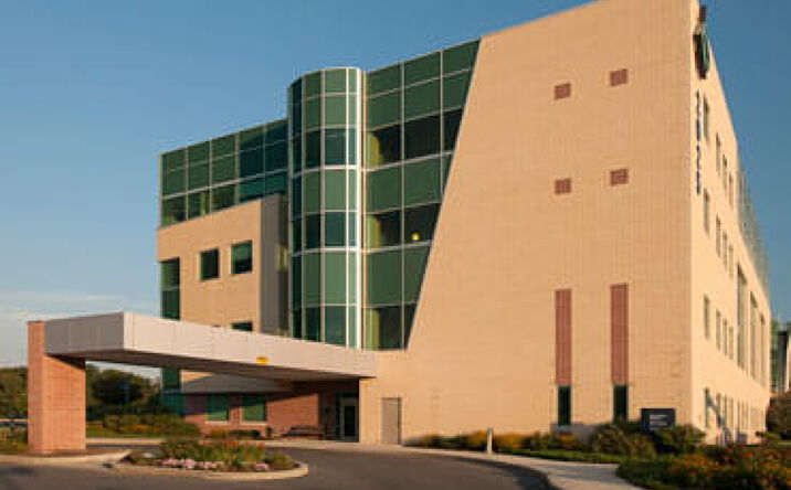 Pictures of Office property located at 2025 Technology Pkwy, Mechanicsburg, PA 17050 for lease - image #1