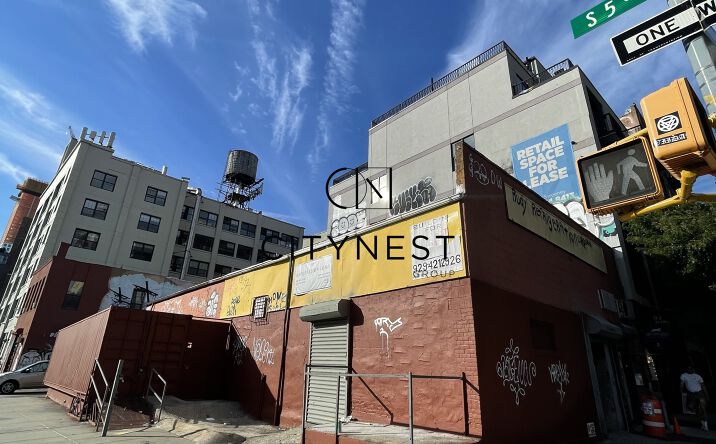 Pictures of Retail, Industrial, Restaurant property located at 378 Bedford Ave, Brooklyn, NY 11249 for lease - image #1