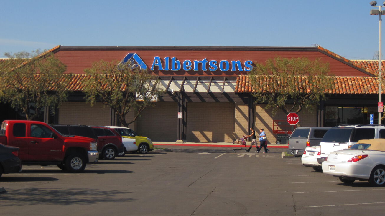 8200 Stockdale Hwy, Bakersfield, CA 93311 Retail Space for Lease
