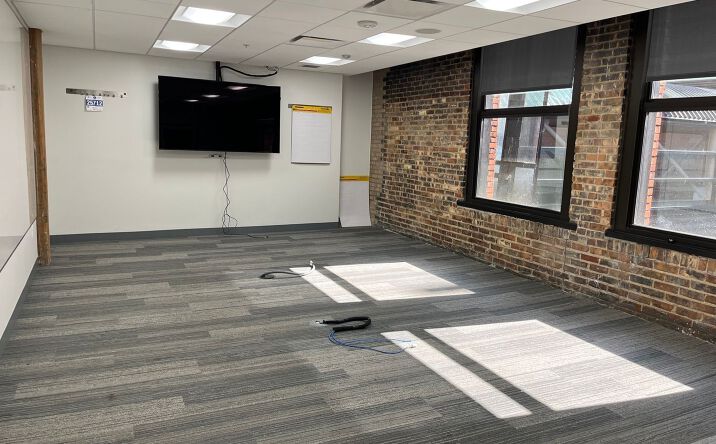 Pictures of Office property located at 25 Ottawa Ave SW, Grand Rapids, MI 49503 for lease - image #1