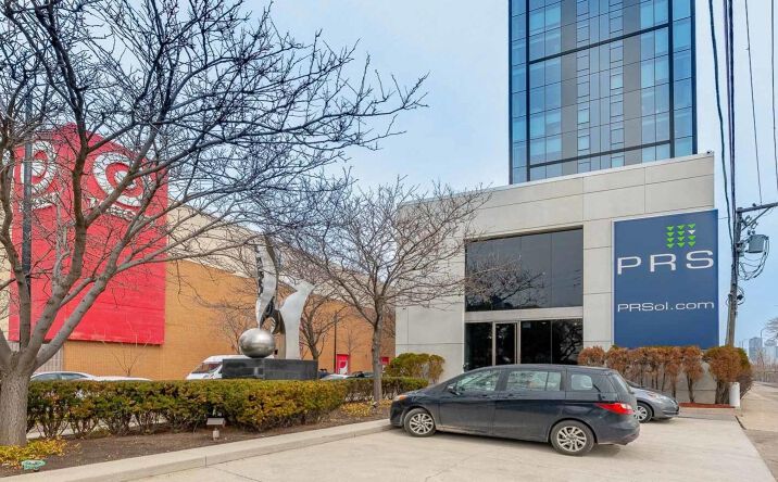 Pictures of Office property located at 1133 W Van Buren St, Chicago, IL 60607 for lease - image #1