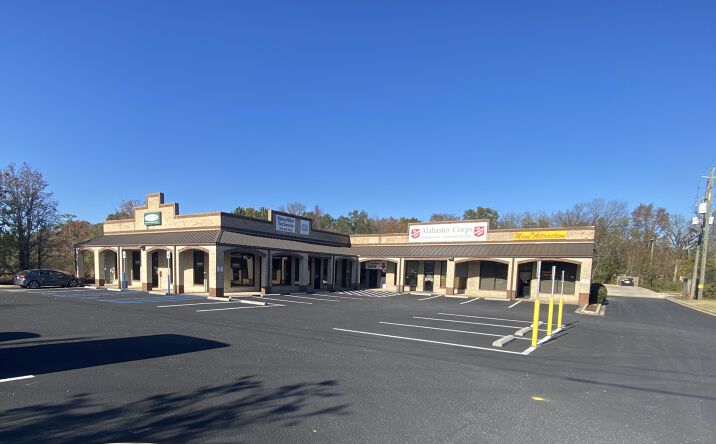 Pictures of Retail, Office, Industrial property located at 108 Plaza Cir, Alabaster, AL 35007 for lease - image #1