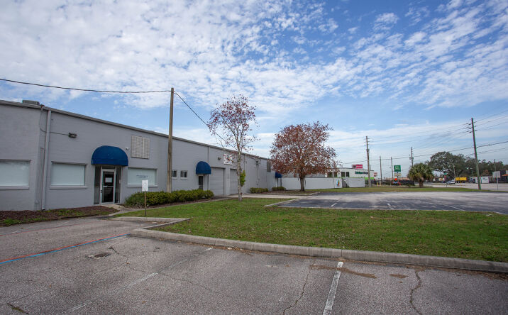 Pictures of Industrial property located at 1400 N Orange Blossom Trl, Orlando, FL 32804 for lease - image #1