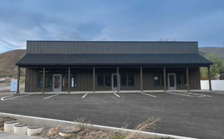 Pictures of Retail property located at 260 Highway 30 E, Inkom, ID 83245 for lease - image #1