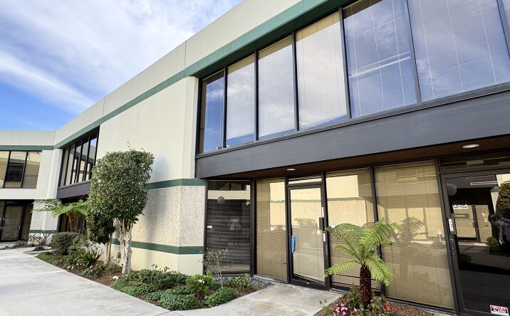 Pictures of Industrial property located at 9319 Eton Ave, Chatsworth, CA 91311 for lease - image #1