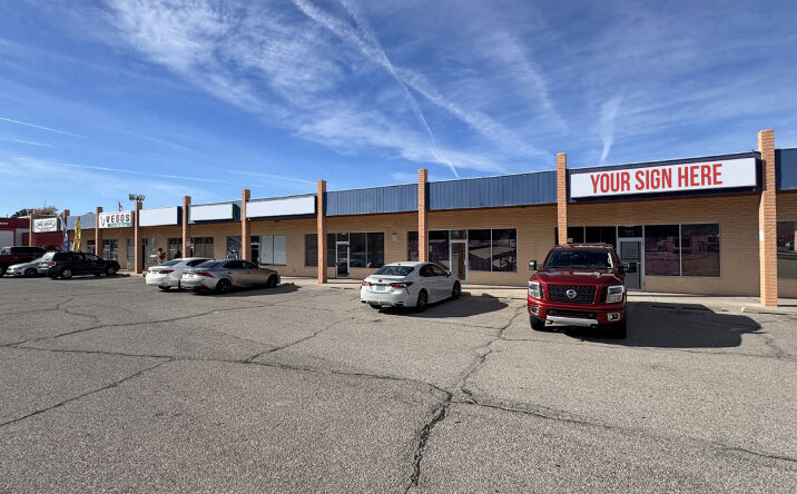 Pictures of Retail property located at 4001 Carlisle Blvd NE, Albuquerque, NM 87107 for lease - image #1