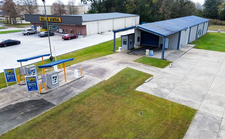 Pictures of Retail, Office, Special Purpose property located at 1204 Albertson Pkwy, Broussard, LA 70518 for lease - image #1