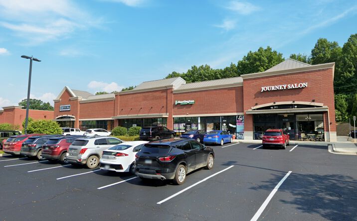 Pictures of Retail property located at 5720 Clarkston Rd, Village of Clarkston, MI 48348 for lease - image #1