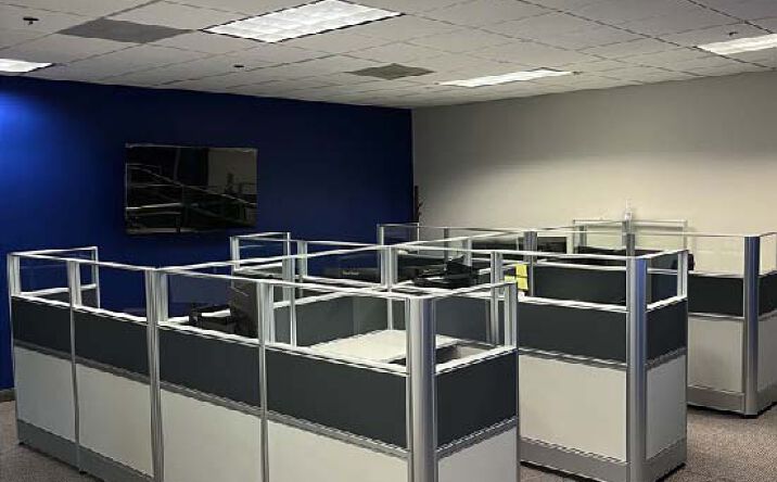 Pictures of Retail property located at 600 E John W Carpenter Fwy, Irving, TX 75062 for lease - image #1