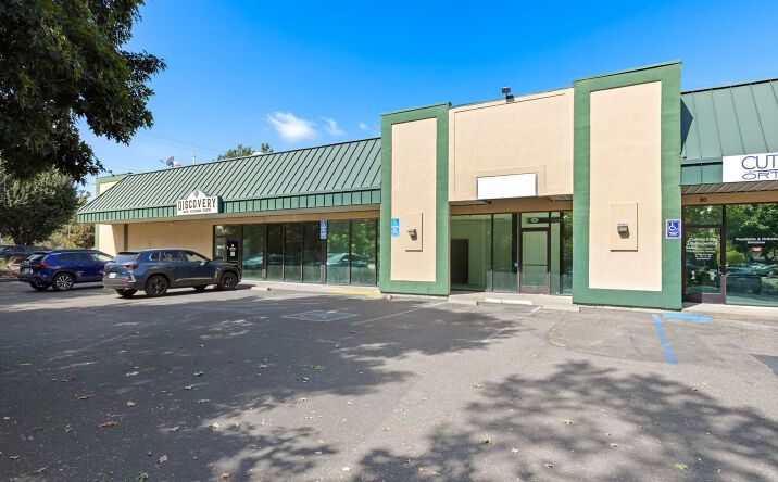 Pictures of Retail, Office property located at 250 Cohasset Rd, Chico, CA 95926 for lease - image #1
