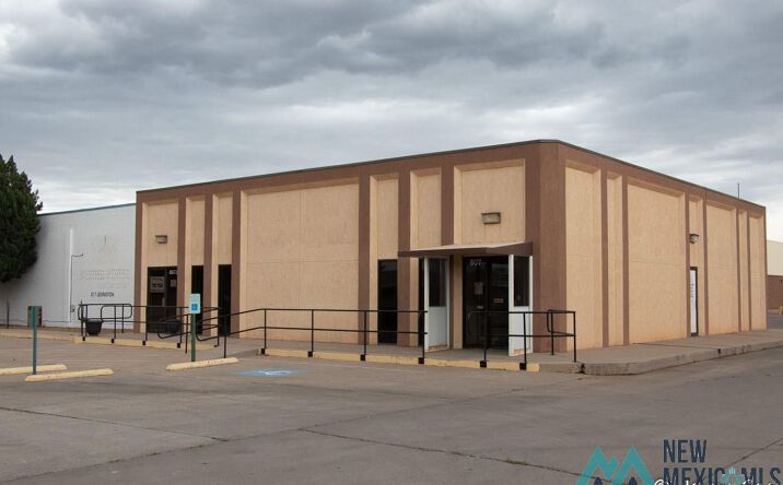 Pictures of Office property located at 807 Lexington Rd, Clovis, NM 88101 for lease - image #1