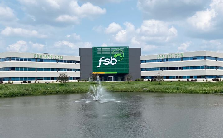 Pictures of Office property located at 201 Tower Park Dr, Waterloo, IA 50701 for lease - image #1