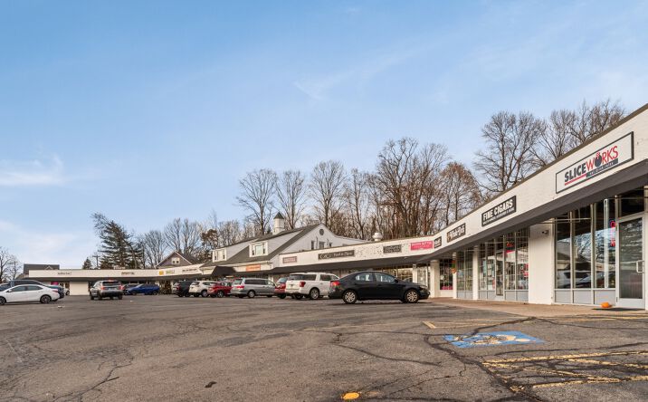 Pictures of Retail, Office, Restaurant property located at 333 New London Turnpike, Glastonbury, CT 06033 for lease - image #1