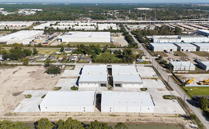 Pictures of Office, Industrial property located at 14815 Lee Rd, Houston, TX 77032 for lease - image #1