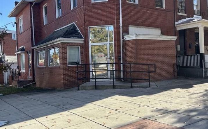 Pictures of Office property located at 732 Kennedy Street Northwest, Washington, DC 20011 for lease - image #1