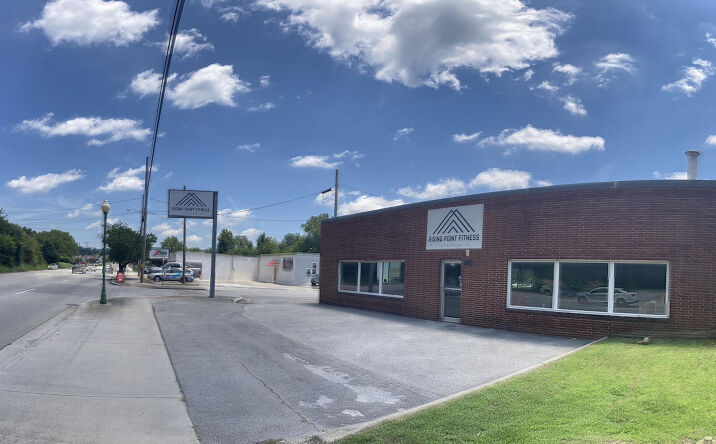 Pictures of Retail property located at 1920 Dayton Blvd, Chattanooga, TN 37415 for lease - image #1