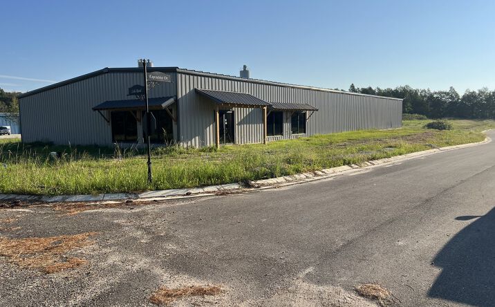 Pictures of Office, Industrial property located at 421 Cole Rd, Hattiesburg, MS 39402 for lease - image #1