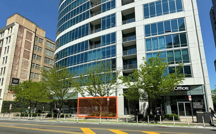 Pictures of Retail property located at 2101 Market St, Philadelphia, PA 19103 for lease - image #1