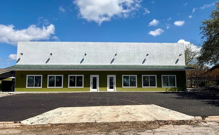 Pictures of Office property located at 2706 Paula Ln, Taylor, TX 76574 for lease - image #1