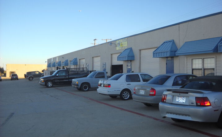Pictures of Industrial property located at 3000 Pinewood Dr, Arlington, TX 76010 for lease - image #1