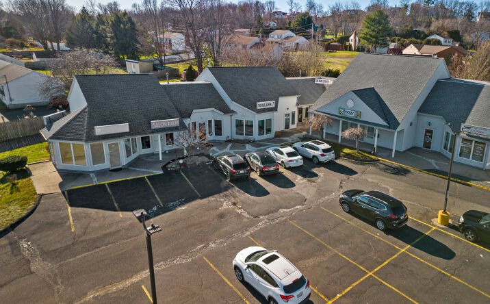 Pictures of Retail property located at 343 N Westfield St, Agawam, MA 01030 for lease - image #1
