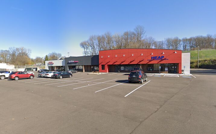 Pictures of Retail property located at 3220 Cleveland Ave NW, Canton, OH 44709 for sales - image #1