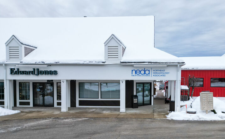 Pictures of Retail, Office property located at 1976 White Mountain Hwy, Conway, NH 03860 for lease - image #1