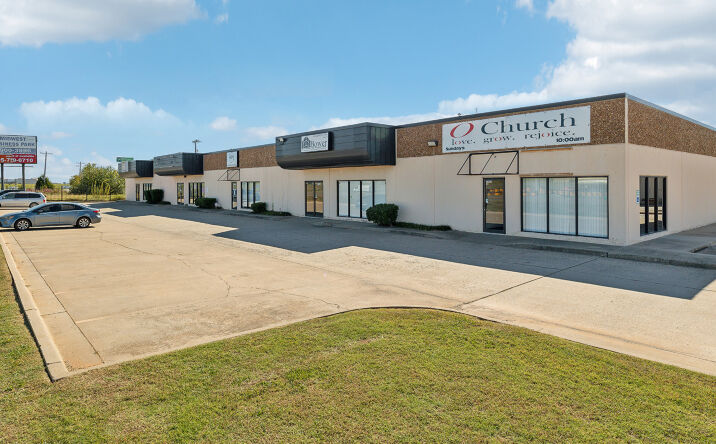 Pictures of Office, Industrial property located at 3900 E Interstate 240 Service Rd, Oklahoma City, OK 73135 for lease - image #1