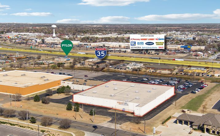 Pictures of Retail property located at 2712 S Telephone Rd, Moore, OK 73160 for lease - image #1