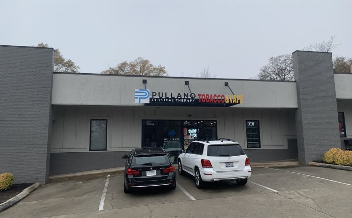 Pictures of Retail property located at 860 S Church St, Greenville, SC 29601 for lease - image #1