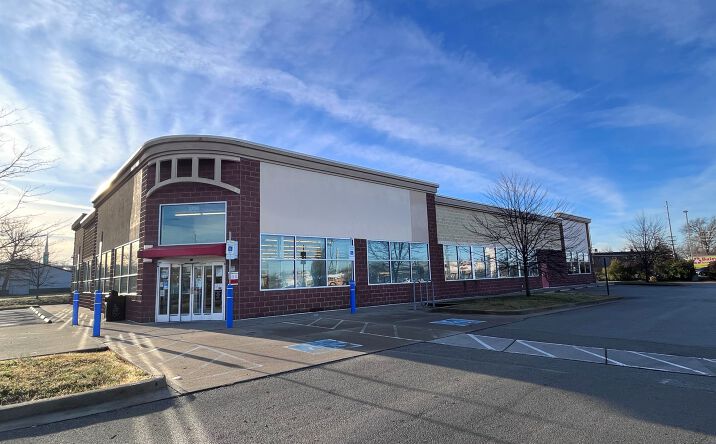 Pictures of Retail property located at 3700 Bardstown Rd, Louisville, KY 40218 for lease - image #1