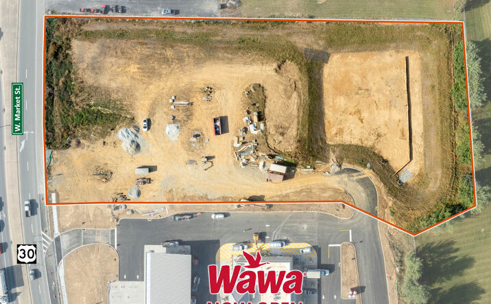 Pictures of Land property located at 4545 W Market St, York, PA 17408 for lease - image #1