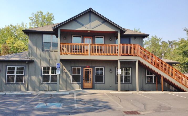Pictures of Office property located at 10 S Shasta Ave, Eagle Point, OR 97524 for lease - image #1