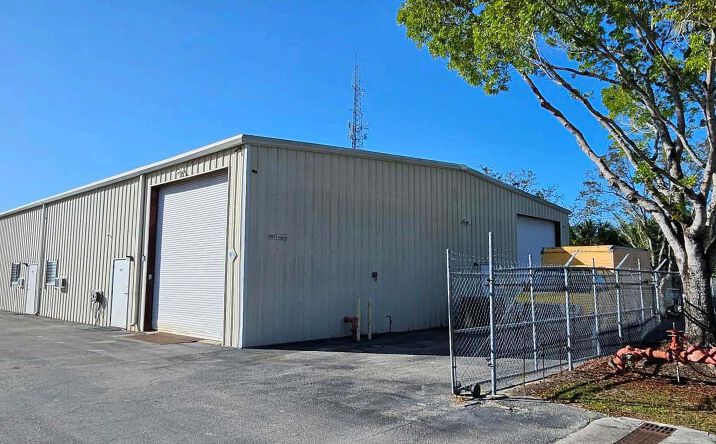 Pictures of Office, Industrial property located at 10971 K Nine Drive, Bonita Springs, FL 34135 for lease - image #1