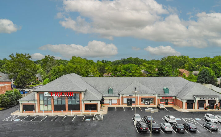 Pictures of Retail, Office property located at 1130 W 86th St, Indianapolis, IN 46260 for lease - image #1