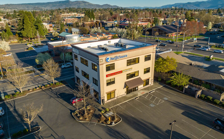 Lease Commercial Real Estate and Property in Medford, OR | Crexi.com