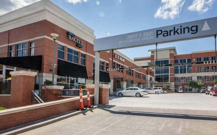 Pictures of Retail, Office property located at 2935 Providence Rd, Charlotte, NC 28211 for lease - image #1