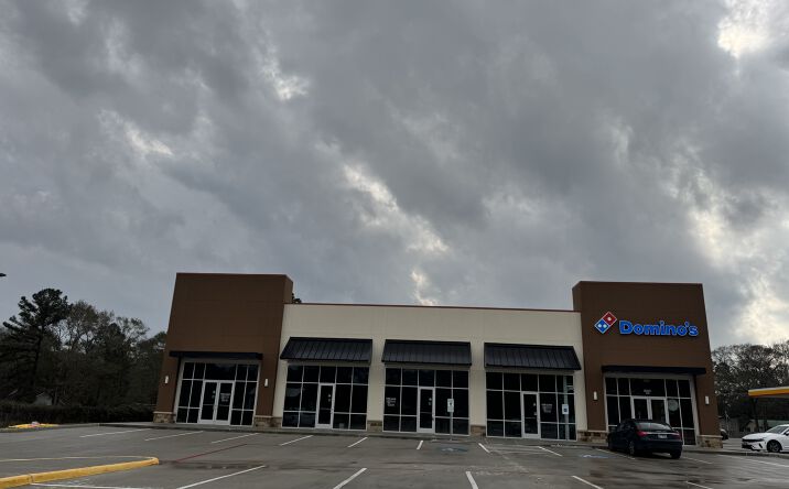 Pictures of Retail, Restaurant property located at 17160 TX-105, Conroe, TX 77306 for lease - image #1