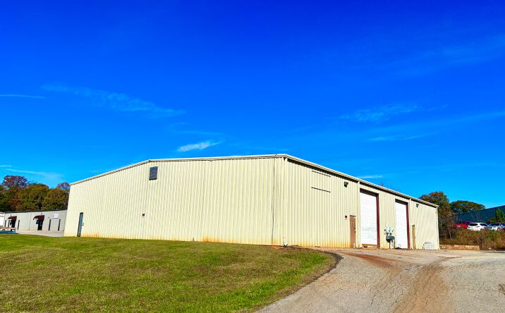 Pictures of Office, Industrial property located at 162 Kerns Ave, Greenville, SC 29609 for lease - image #1