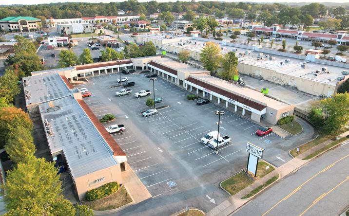 Pictures of Retail property located at Arcade Dr, Little Rock, AR 72212 for lease - image #1