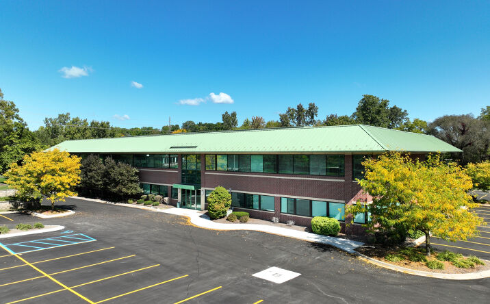 Pictures of Office property located at 38275 W 12 Mile Rd, Farmington Hills, MI 48331 for lease - image #1