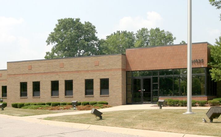 Pictures of Office property located at 34025 Harper Ave, Clinton Township, MI 48035 for lease - image #1
